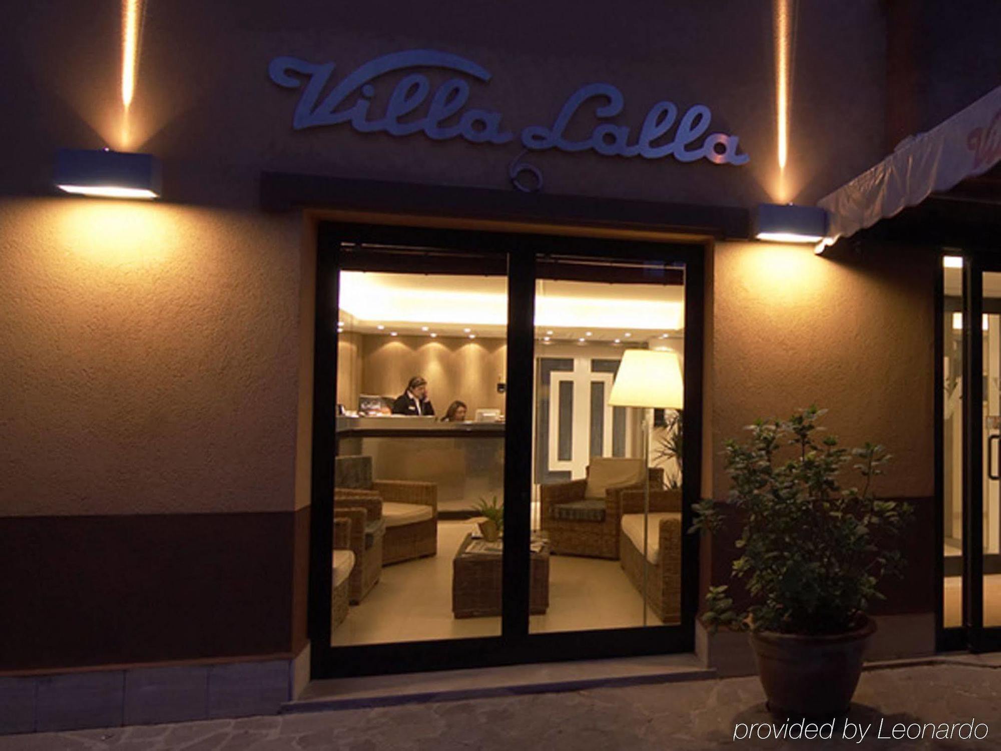 Hotel Villa Lalla Ріміні Екстер'єр фото